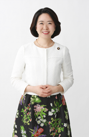 自見　はなこ　（参議院議員）